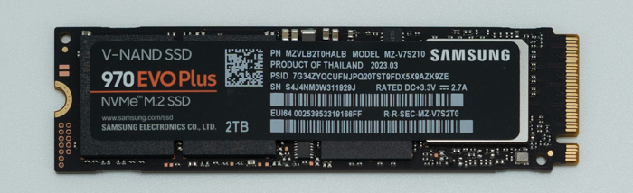  SAMSUNG 970 EVO SSD 2TB M.2 NVMe Interface Internal