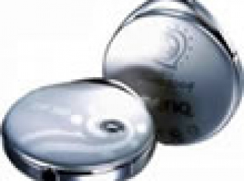 BenQ releases limited edition UEFA EURO2004 USB flash drive