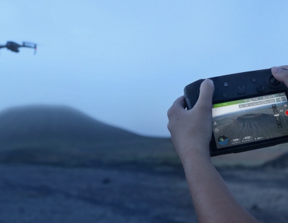 DJI Introduces A Smart Remote Controller With Built-In Display