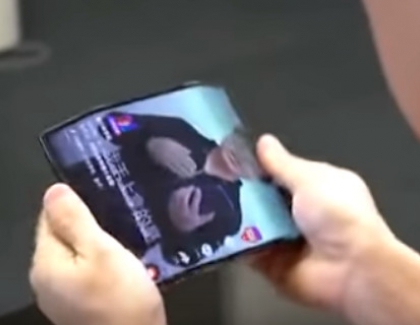 MWC2019: Samsung, LG, Huawei to Introduce Folding phones, Gesture-Controlled UI, Wireless Charging Tech