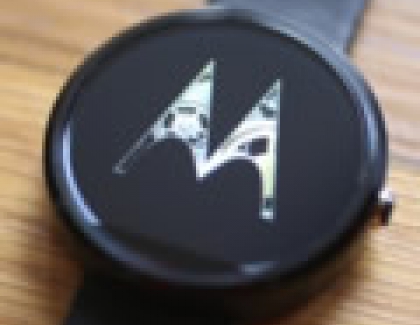 Moto 360 Gets New Straps, Watchface Designer and Fitness Hub