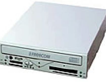 52x CD burner with 7-in-1 card-reader from Freecom