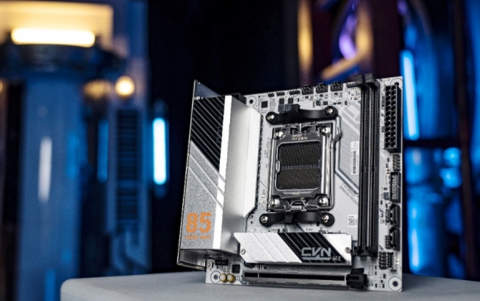 COLORFUL Introduces CVN B850I GAMING FROZEN Motherboard