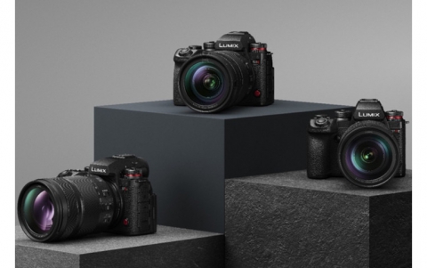 Panasonic Announces LUMIX S1II and LUMIX S1IIE and new lens