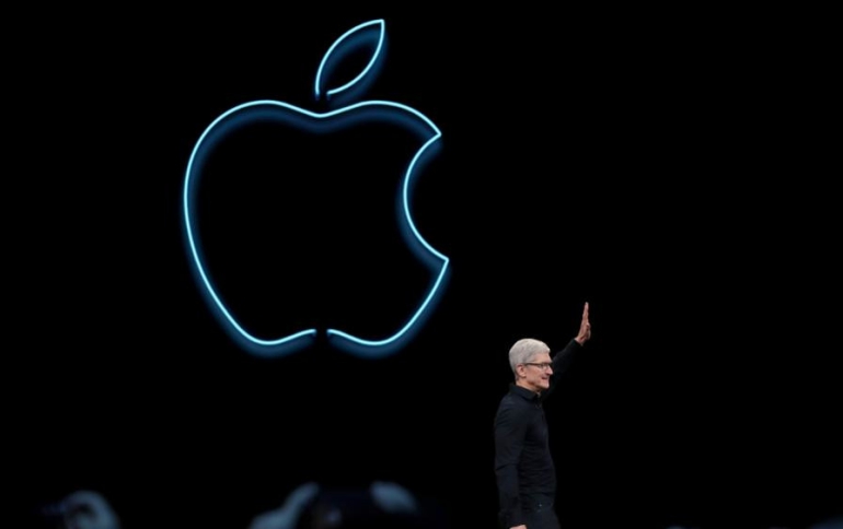 Apple Accused Of Sending User Data From iPhones And iPads To China