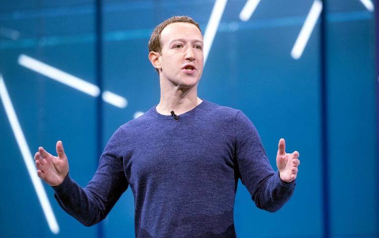 Zuckerberg Defends Messaging Encryption