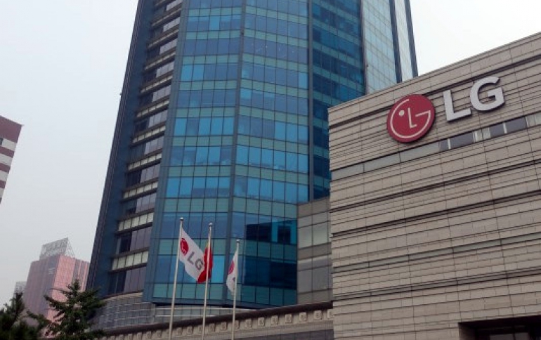 LG Expects Record Revenue but Earnings Keep Declining