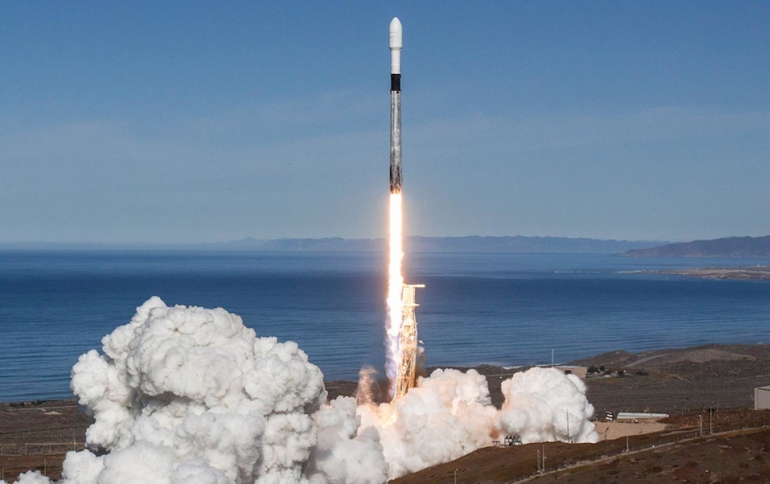 SpaceX and Space Adventures Plan To Bring Tourists to Space by 2021 
