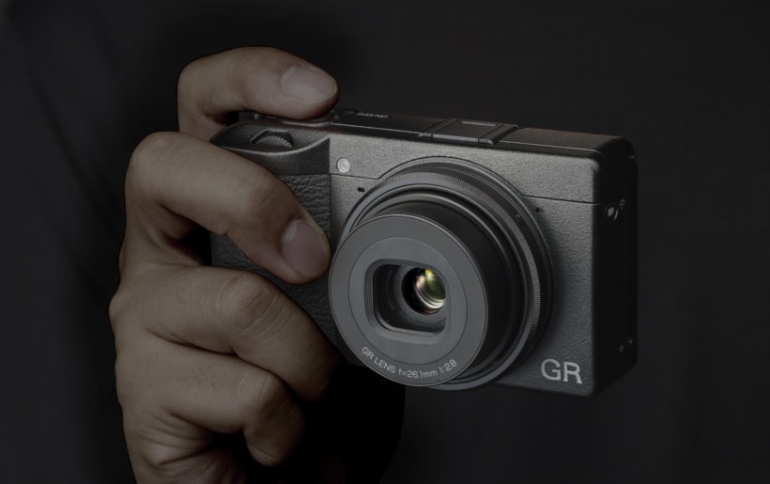 RICOH GR IIIX ANNOUNCED WITH NEW 40MM LENS
