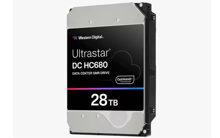 Western Digital Begins Volume Shipments of 24TB CMR HDDs; Industry Adoption of SMR HDD Ramps