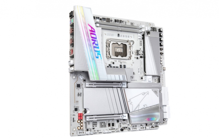 GIGABYTE Z890 AORUS TACHYON ICE Achieves DDR5-10600 Pioneering a New Era of Overclocking