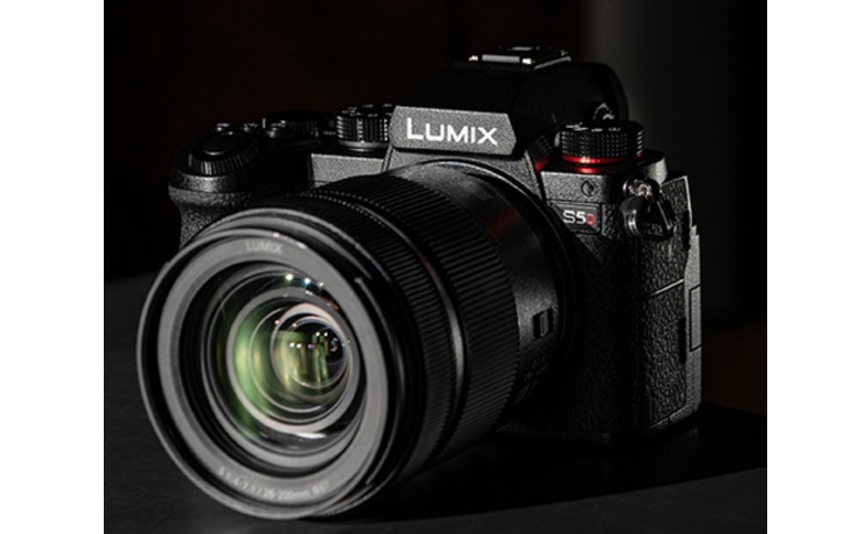 Panasonic Introduces LUMIX S5D Full Frame Mirrorless Camera