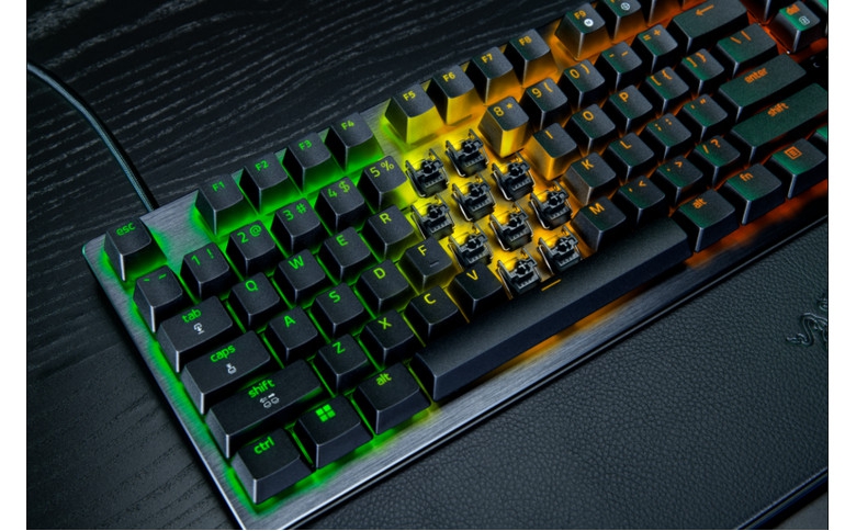 Razer Sets New Standard In Esports Dominance With The All-New Huntsman V3 Pro 8KHz