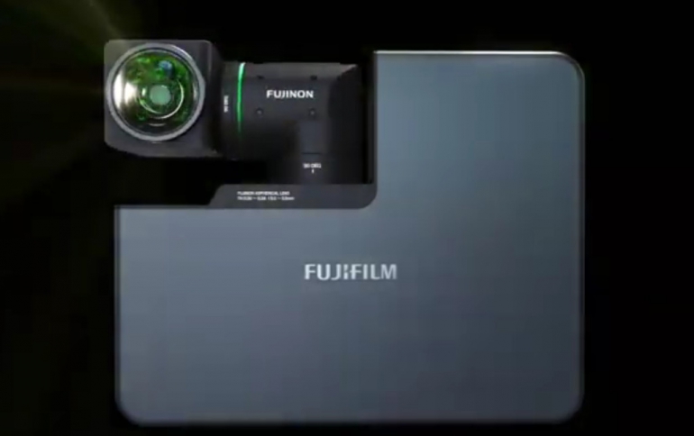 Fujifilm Releases the PROJECTOR Z5000