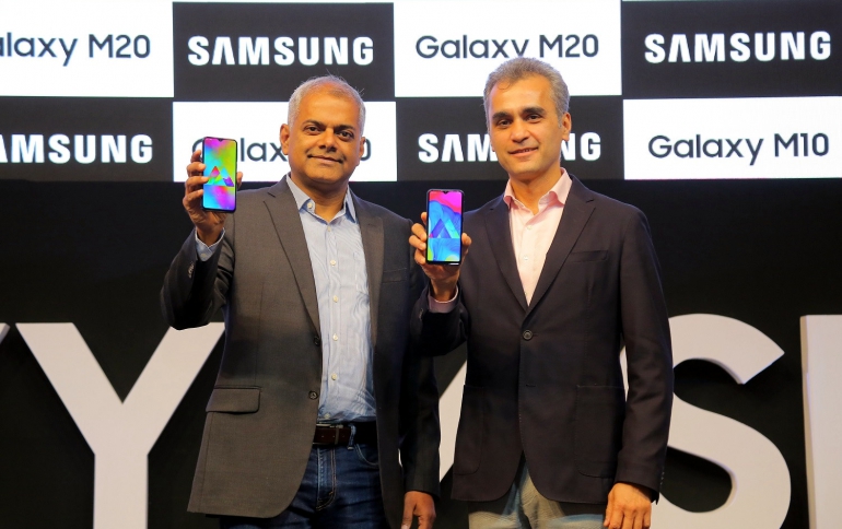  Samsung Galaxy M10 And Galaxy M20 With Infinity-V Display Announced In India
