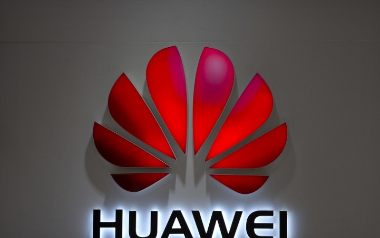 Huawei Personnel Worked With China’s Military on Research Projects, Bloomberg Says