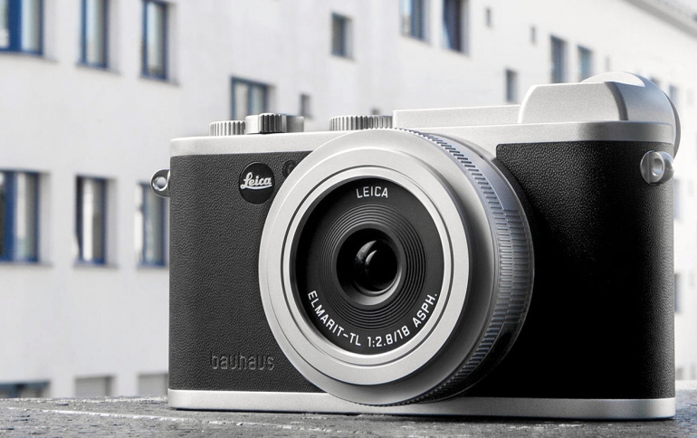 Limited Edition Leica CL ‘100 jahre bauhaus’ Released
