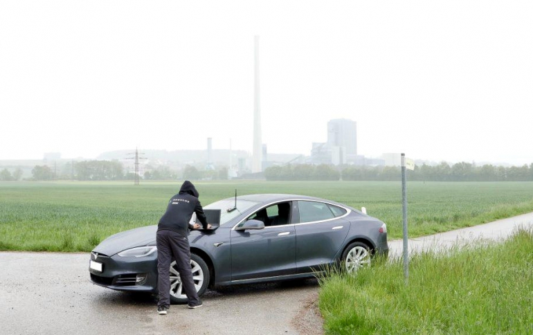 Cyber Security Firm Claims That Tesla Cars Are Vulnerable to GPS Spoofing Attacks 