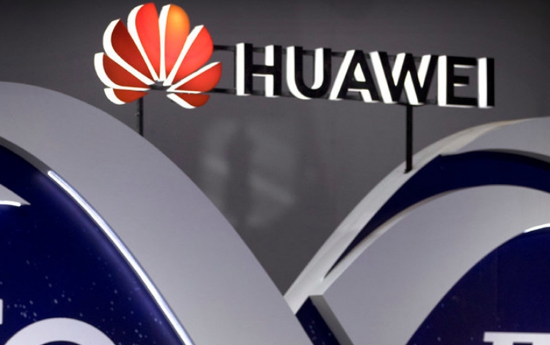 Huawei Punishes Employees For Tweeting From iPhone
