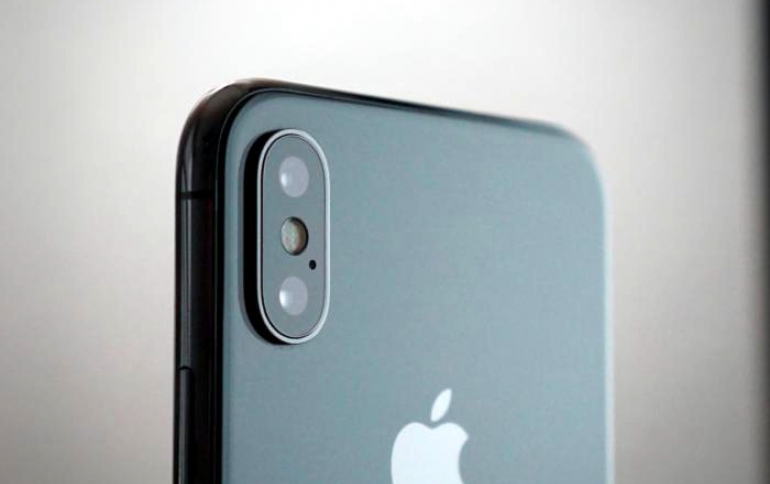 Apple to Add 3-D Cameras to New iPhones: report