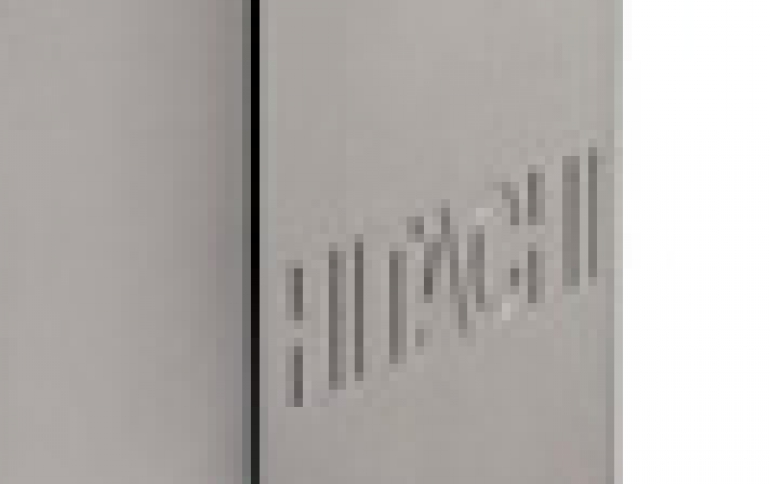 Hitachi Debuts New 2TB SimpleDrive
