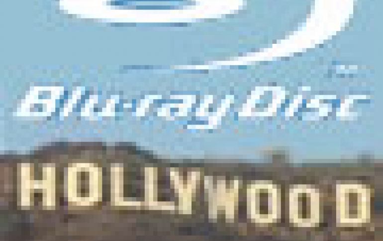 Hollywood Lined Up Behind Blu-Ray
