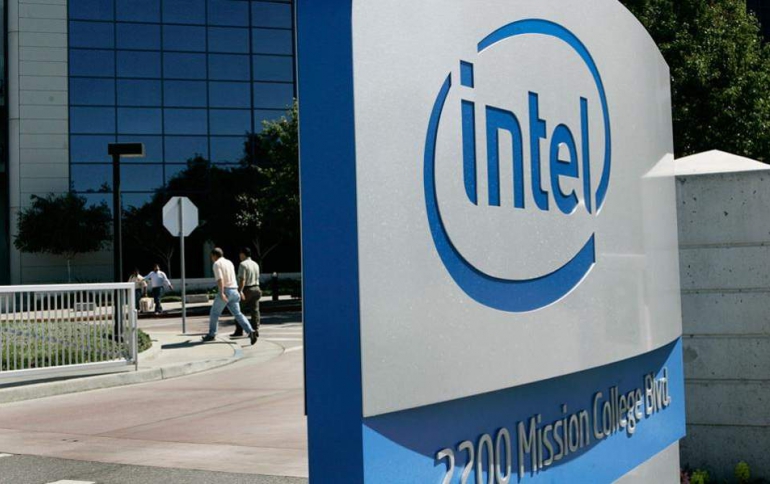 Intel Cuts Sales Outlook, Puts Hopes On Upcoming Atom Chips