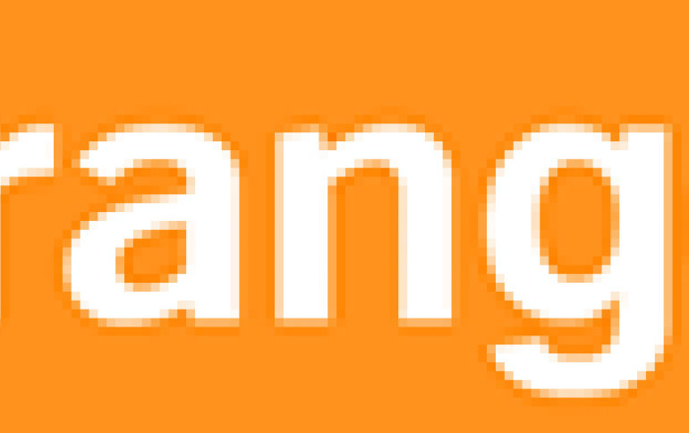 Orange unveils 3G phones