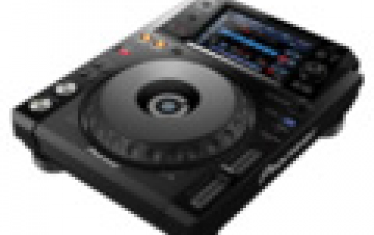 New Pioneer XDJ-1000 Multiplayer Offers Touchscreen, Wi-Fi Connectivity, and rekordbox
