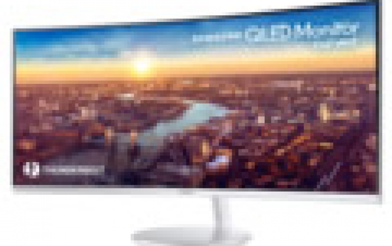 Samsung Unveils Thunderbolt 3 QLED Curved Monitor at CES 2018