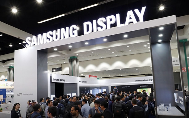 Samsung Signs OLED Deal With Apple: report
