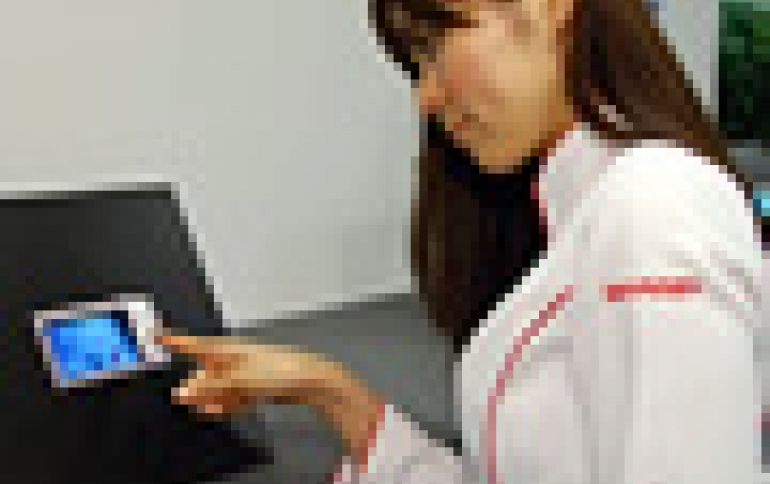 Sharp's New 3D Touchscreen LCD Enables 3D Images Without Glasses