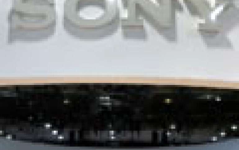 Sony Develops the First 3-Layer Stacked CMOS Image Sensor with DRAM for Smartphones