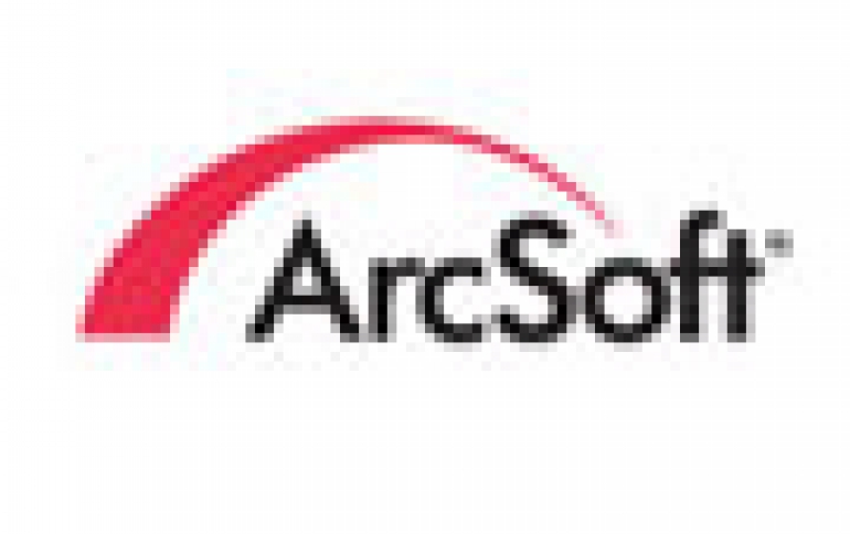 ArcSoft's Sim3D Technology Turns Your 2D Movies and Photos into 3D