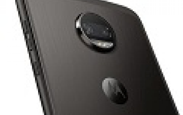 New Motorola Z2 Force Edition Comes With 360-degree Camera Mod